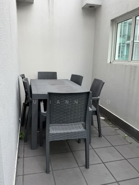 Vida, 5 Peck Hay Road, 2 Bedrooms, 1,227 sqft, Condominium For Rent, by Juliann Teo, 500231053 - Exterior - PropertyGuru.com.sg
