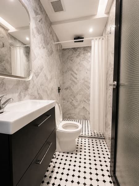 65 Tiong Poh Road, 65 Tiong Poh Road, 2 Bedrooms, 527 sqft, HDB Flat For Sale, by Eric Lee, 500231055 - Bathroom - PropertyGuru.com.sg
