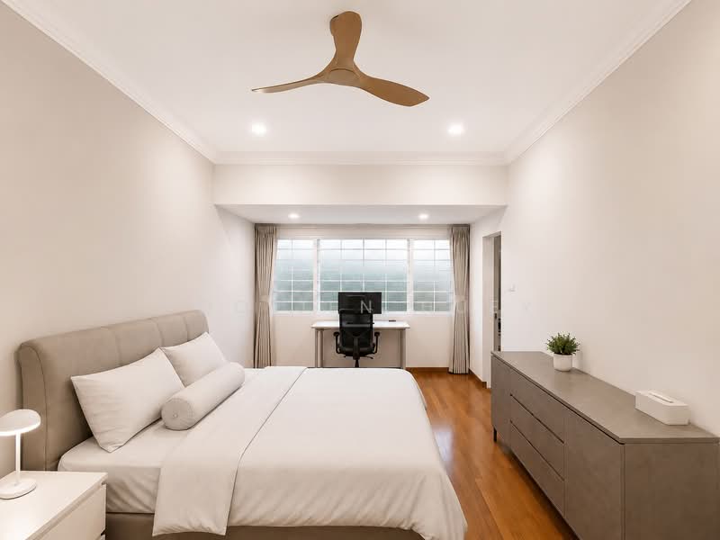 Ellington Square, Ellington Square, 5 Bedrooms, 2,499 sqft, Terraced House For Sale, by Foo Jen Huey, 500231071 - Bedroom - PropertyGuru.com.sg