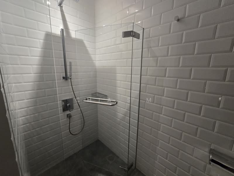 Kim Yam Road, Kim Yam Road, 3 Bedrooms, 2,200 sqft, Conservation House For Rent, by Chia S M, 500231073 - Bathroom - PropertyGuru.com.sg
