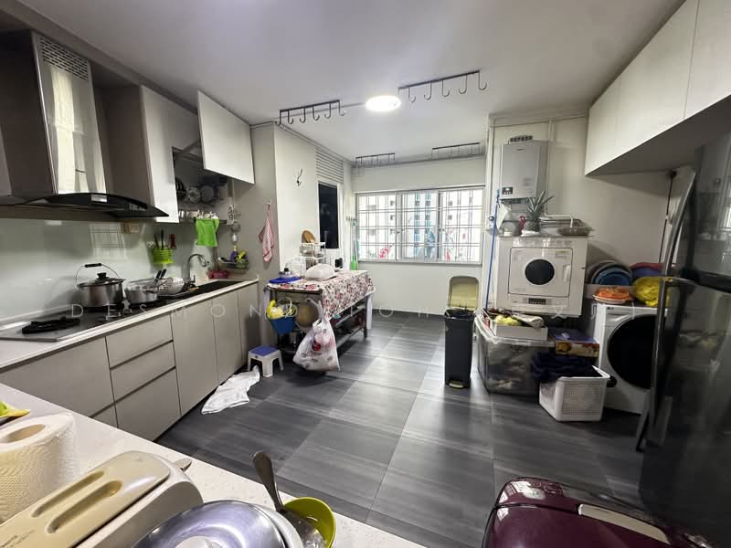 340 Choa Chu Kang Loop, 340 Choa Chu Kang Loop, 3 Bedrooms, 1,151 sqft, HDB Flat For Sale, by Desmond Toh (卓文财), 500231083 - Kitchen - PropertyGuru.com.sg