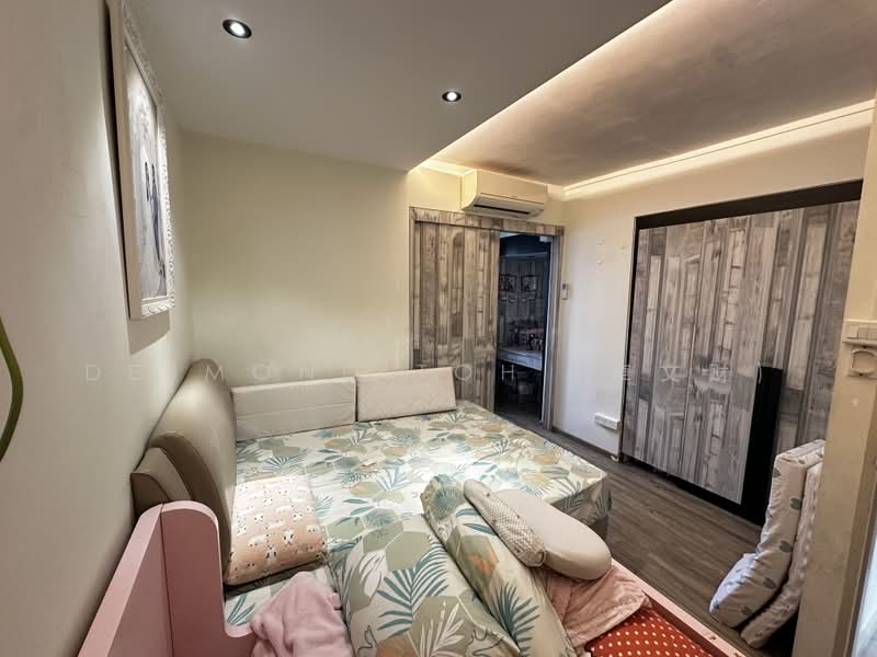 340 Choa Chu Kang Loop, 340 Choa Chu Kang Loop, 3 Bedrooms, 1,151 sqft, HDB Flat For Sale, by Desmond Toh (卓文财), 500231083 - Bedroom - PropertyGuru.com.sg