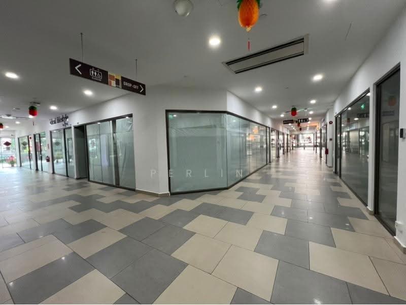 Kensington Square, 2 2, Hougang / Punggol / Sengkang, 237 sqft, Mall Shop For Sale, by Perlin Ho A N, 500231090 - CommercialGuru.com.sg