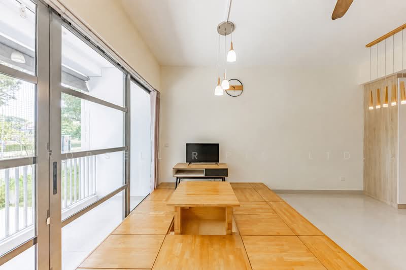 E Maisons (The Maisons), 28 Braddell Road, 1 Bedroom, 667 sqft, Apartment For Sale, by Florence Ho, 500231099 - Living Room - PropertyGuru.com.sg