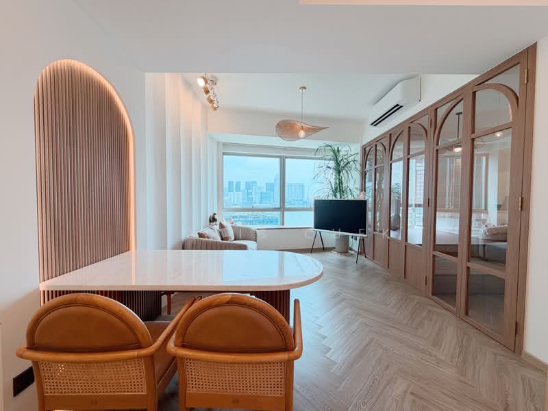 The Sail @ Marina Bay, 2 Marina Boulevard, 1 Bedroom, 689 sqft, Condominium For Sale, by Alexis Quek, 500231105 - Living Room - PropertyGuru.com.sg