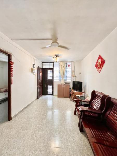 123 Lorong 1 Toa Payoh, 123 Lorong 1 Toa Payoh, Balestier / Toa Payoh, 2 Bedrooms, 721 sqft, HDB Flat For Sale, by Mui Mui, 500231109 - Living Room - PropertyGuru.com.sg