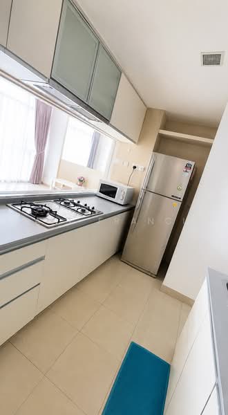 The Lakeshore, 31 Jurong West Street 41, 2 Bedrooms, 926 sqft, Condominium For Rent, by Jane Francis, 500231121 - Kitchen - PropertyGuru.com.sg