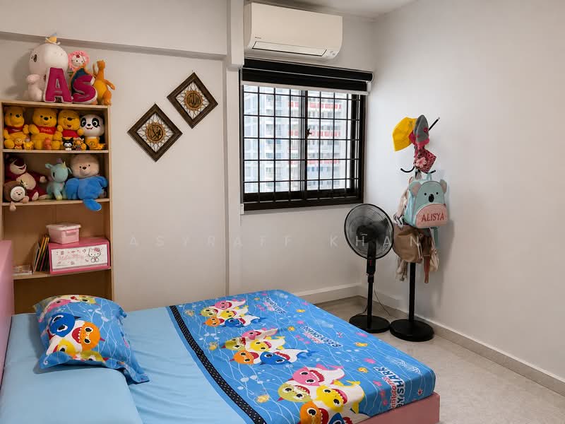 134 Bukit Batok West Avenue 6, 134 Bukit Batok West Avenue 6, 3 Bedrooms, 1,000 sqft, HDB Flat For Sale, by Asyraff Khan, 500231125 - Bedroom - PropertyGuru.com.sg
