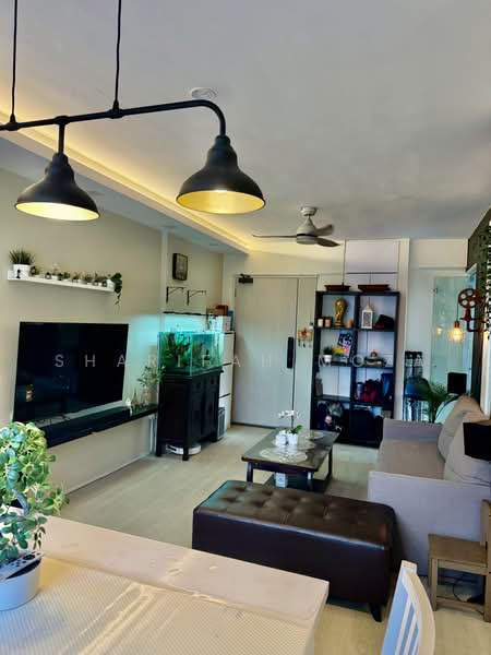 478B Yishun Street 44, 478B Yishun Street 44, 3 Bedrooms, 1,001 sqft, HDB Flat For Sale, by Sharifah Moza, 500231128 - Living Room - PropertyGuru.com.sg