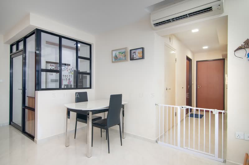 489A Choa Chu Kang Avenue 5, 489A Choa Chu Kang Avenue 5, 3 Bedrooms, 1,001 sqft, HDB Flat For Sale, by Shafik Yusope, 500231129 - Dining Room - PropertyGuru.com.sg