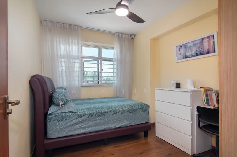 489A Choa Chu Kang Avenue 5, 489A Choa Chu Kang Avenue 5, 3 Bedrooms, 1,001 sqft, HDB Flat For Sale, by Shafik Yusope, 500231129 - Bedroom - PropertyGuru.com.sg