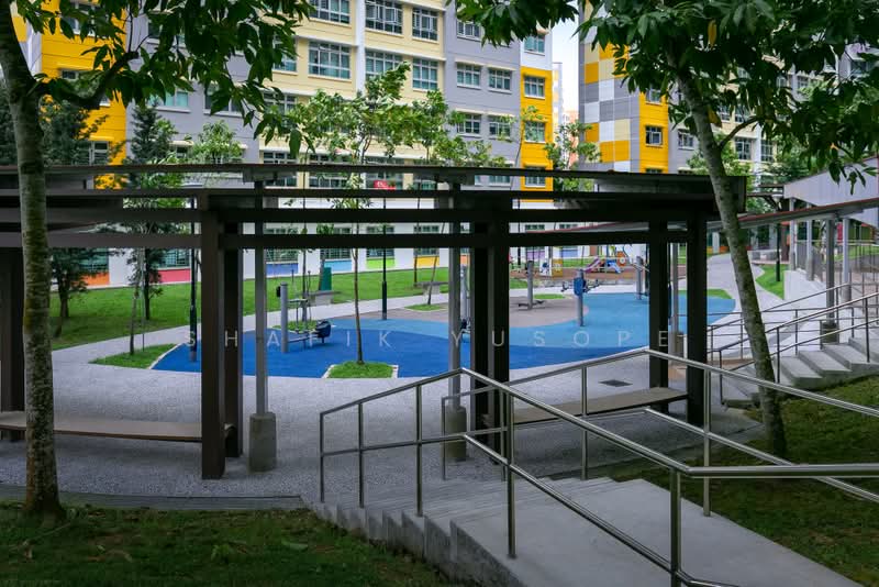 489A Choa Chu Kang Avenue 5, 489A Choa Chu Kang Avenue 5, 3 Bedrooms, 1,001 sqft, HDB Flat For Sale, by Shafik Yusope, 500231129 - Exterior - PropertyGuru.com.sg
