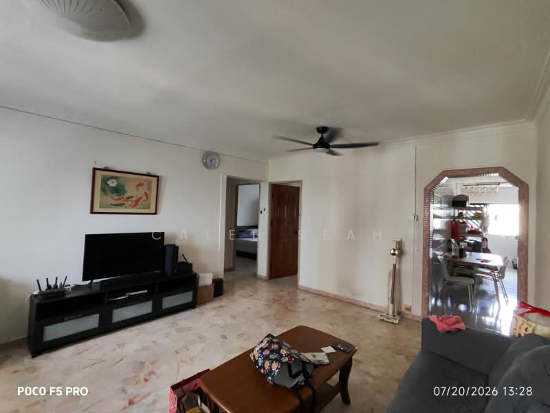 404 Bedok North Avenue 3, 404 Bedok North Avenue 3, 2 Bedrooms, 990 sqft, HDB Flat For Rent, by Caleb Seah, 500231130 - Living Room - PropertyGuru.com.sg