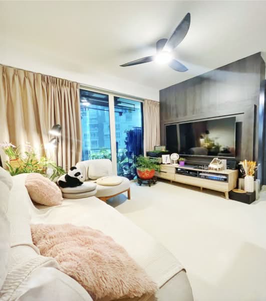 Watercolours, 21 Pasir Ris Link, 3 Bedrooms, 969 sqft, Executive Condominium For Sale, by Jowell Chia 谢炳耀, 500231132 - Living Room - PropertyGuru.com.sg