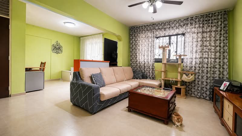 205 Choa Chu Kang Central, 205 Choa Chu Kang Central, 3 Bedrooms, 1,119 sqft, HDB Flat For Sale, by Amir Bahrom, 500231141 - Living Room - PropertyGuru.com.sg