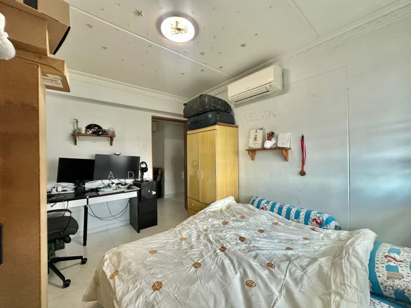 672 Choa Chu Kang Crescent, 672 Choa Chu Kang Crescent, 3 Bedrooms, 1,076 sqft, HDB Flat For Sale, by Adeline Lim, 500231142 - PropertyGuru.com.sg