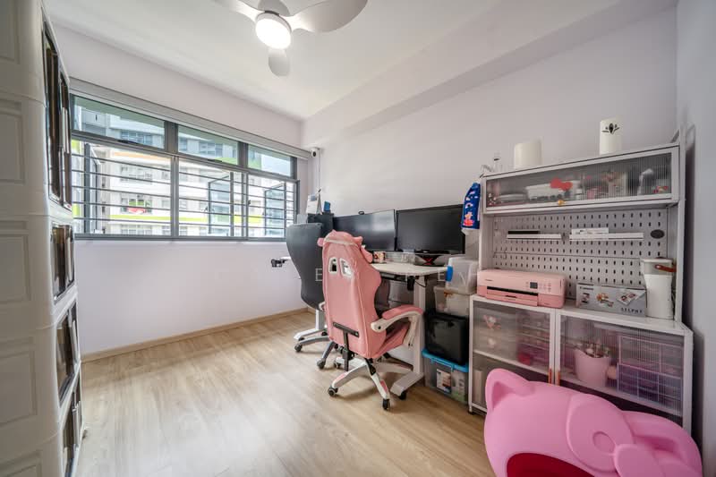 621B Tampines Street 61, 621B Tampines Street 61, 3 Bedrooms, 1,001 sqft, HDB Flat For Sale, by Caleb Peh, 500231143 - Study - PropertyGuru.com.sg