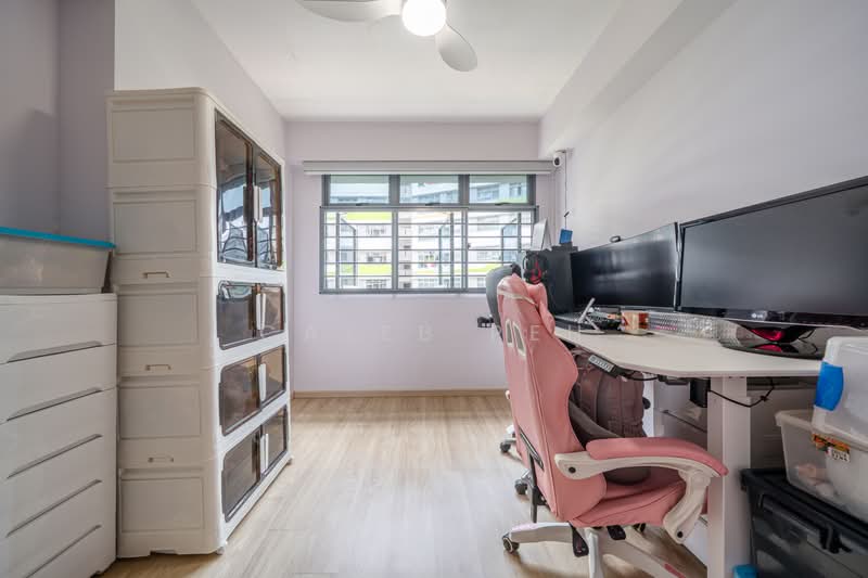 621B Tampines Street 61, 621B Tampines Street 61, 3 Bedrooms, 1,001 sqft, HDB Flat For Sale, by Caleb Peh, 500231143 - Study - PropertyGuru.com.sg