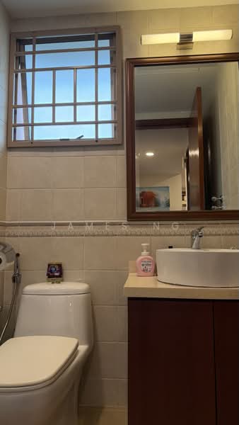 The Rivervale, 1 Rivervale Link, 3 Bedrooms, 1,302 sqft, Condominium For Sale, by James Ng, 500231150 - Bathroom - PropertyGuru.com.sg