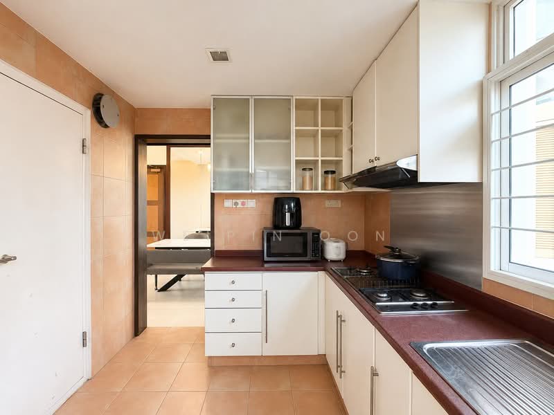 Casablanca, 25 Rosewood Drive, 2 Bedrooms, 926 sqft, Condominium For Sale, by WeiPin Oon, 500231156 - Kitchen - PropertyGuru.com.sg