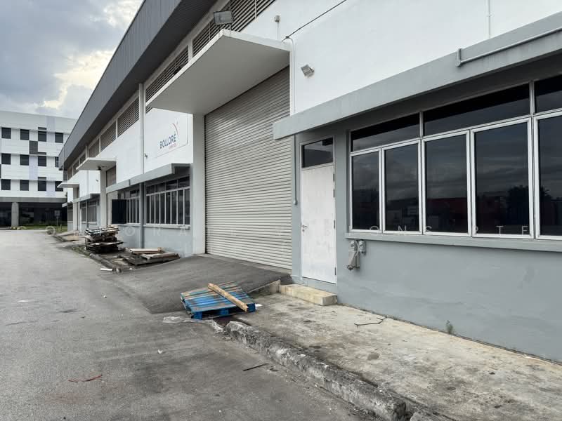 Loyang Industrial Estate, 41 Loyang Way, Changi Airport / Changi Village, 9,300 sqft, Factory / Workshop (B2) For Rent, by HO LI LI, 500231157 - Exterior - CommercialGuru.com.sg