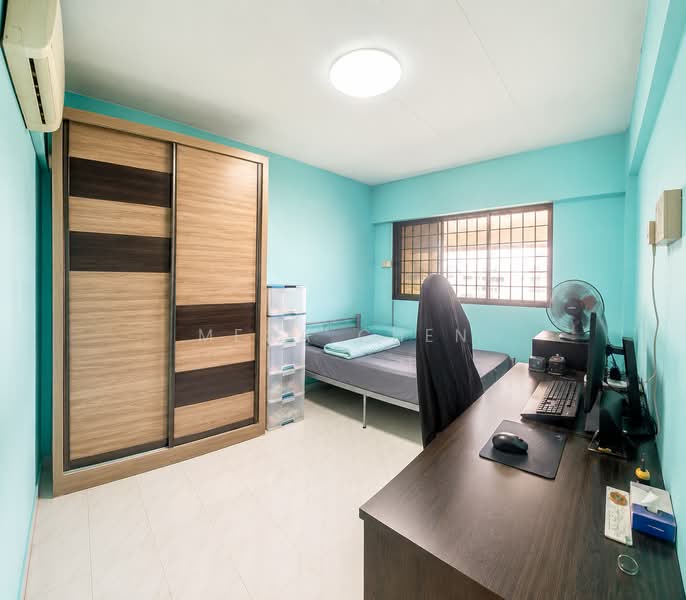 169 Bukit Batok West Avenue 8, 169 Bukit Batok West Avenue 8, 2 Bedrooms, 786 sqft, HDB Flat For Sale, by Mega Chen, 500231167 - Bedroom - PropertyGuru.com.sg