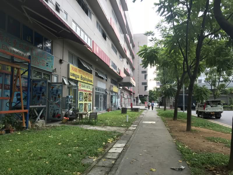 Pioneer Centre, 1 Soon Lee Street, 1,485 sqft, Factory / Workshop (B2) For Rent, by Lisa Ong 王镁侥, 500231175 - Exterior - CommercialGuru.com.sg