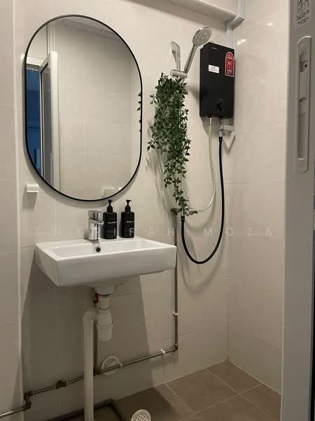 919 Jurong West Street 91, 919 Jurong West Street 91, Boon Lay / Jurong / Tuas, Room Rental, 160 sqft, HDB Flat For Rent, by Sharifah Moza, 500231177 - Bathroom - PropertyGuru.com.sg