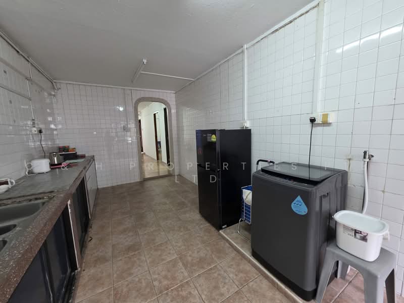 115 Serangoon North Avenue 1, 115 Serangoon North Avenue 1, 2 Bedrooms, 775 sqft, HDB Flat For Sale, by REBECCA, 500231186 - Kitchen - PropertyGuru.com.sg