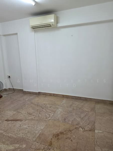 115 Serangoon North Avenue 1, 115 Serangoon North Avenue 1, 2 Bedrooms, 775 sqft, HDB Flat For Sale, by REBECCA, 500231186 - Interior - PropertyGuru.com.sg