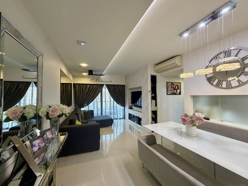 A Treasure Trove, 52 Punggol Walk, 3 Bedrooms, 1,206 sqft, Condominium For Sale, by Sulaiman Saad, 500231190 - Living Room - PropertyGuru.com.sg