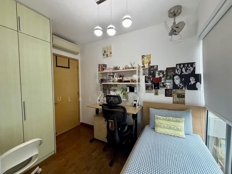 A Treasure Trove, 52 Punggol Walk, 3 Bedrooms, 1,206 sqft, Condominium For Sale, by Sulaiman Saad, 500231190 - Bedroom - PropertyGuru.com.sg