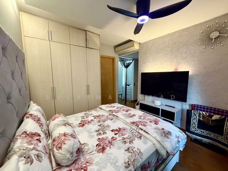A Treasure Trove, 52 Punggol Walk, 3 Bedrooms, 1,206 sqft, Condominium For Sale, by Sulaiman Saad, 500231190 - Bedroom - PropertyGuru.com.sg