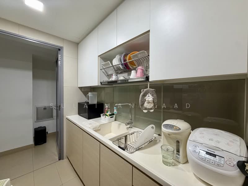 A Treasure Trove, 52 Punggol Walk, 3 Bedrooms, 1,206 sqft, Condominium For Sale, by Sulaiman Saad, 500231190 - Kitchen - PropertyGuru.com.sg