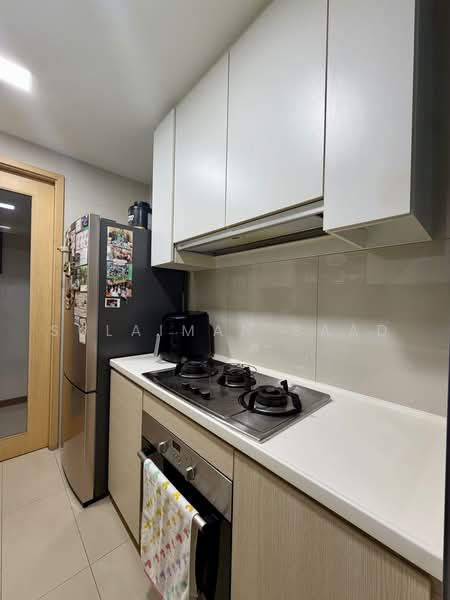 A Treasure Trove, 52 Punggol Walk, 3 Bedrooms, 1,206 sqft, Condominium For Sale, by Sulaiman Saad, 500231190 - Kitchen - PropertyGuru.com.sg