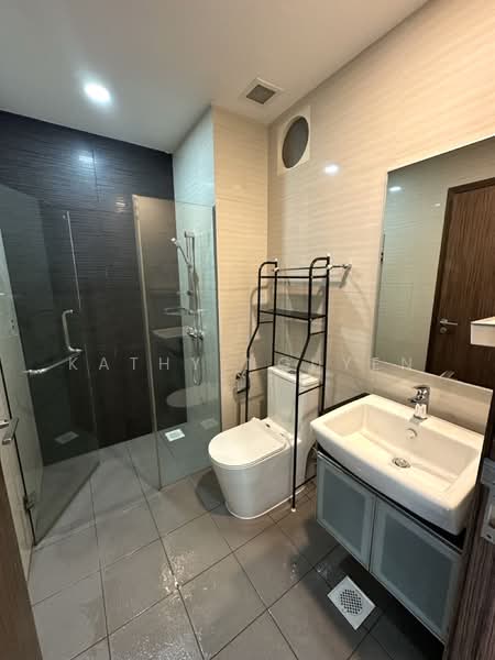 Le Regal, 340 Geylang Road, 1 Bedroom, 366 sqft, Apartment For Rent, by Kathy Nguyen, 500231191 - Bathroom - PropertyGuru.com.sg