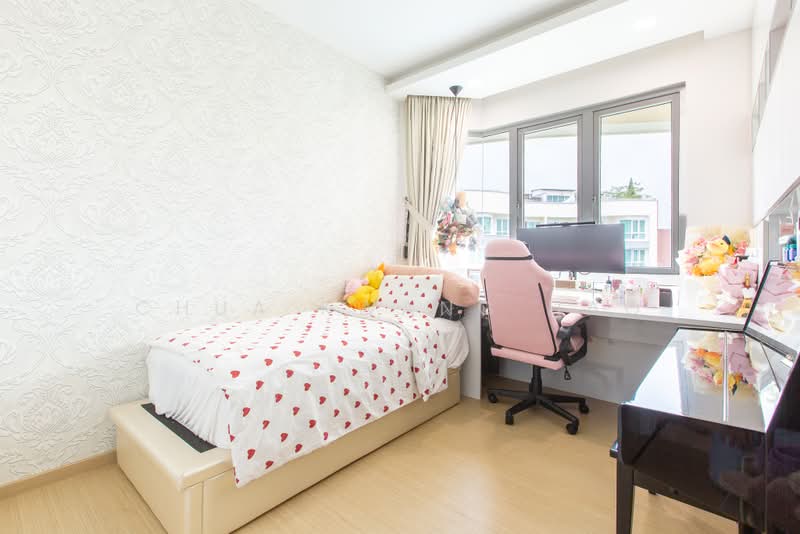 Edelweiss Park Condo, 90 Flora Road, 4 Bedrooms, 1,625 sqft, Condominium For Sale, by Chua Kwang Hao, 500231201 - Bedroom - PropertyGuru.com.sg