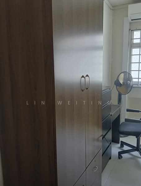 656 Jalan Tenaga, 656 Jalan Tenaga, Room Rental, 100 sqft, HDB Flat For Rent, by Lin weiting, 500231208 - Interior - PropertyGuru.com.sg