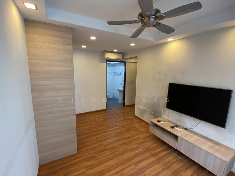 612A Punggol Drive, 612A Punggol Drive, 3 Bedrooms, 1,001 sqft, HDB Flat For Rent, by Shaun Jiang, 500231211 - Living Room - PropertyGuru.com.sg