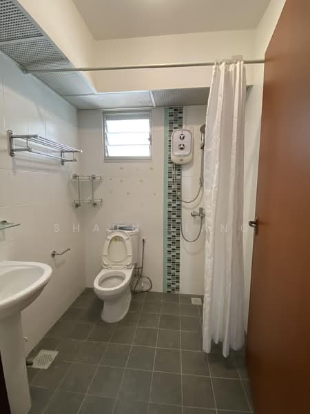 612A Punggol Drive, 612A Punggol Drive, 3 Bedrooms, 1,001 sqft, HDB Flat For Rent, by Shaun Jiang, 500231211 - Bathroom - PropertyGuru.com.sg