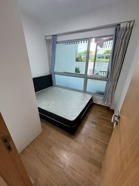 Eight Riversuites, 2 Whampoa East, 2 Bedrooms, 700 sqft, Condominium For Sale, by Chris Lim, 500231212 - Bedroom - PropertyGuru.com.sg