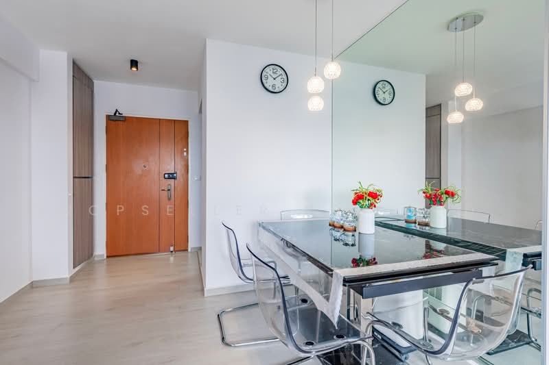 471C Fernvale Street, 471C Fernvale Street, 2 Bedrooms, 732 sqft, HDB Flat For Sale, by Aileen Chew, 500231228 - Entrance - PropertyGuru.com.sg