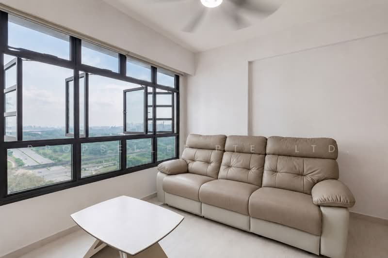 471C Fernvale Street, 471C Fernvale Street, 2 Bedrooms, 732 sqft, HDB Flat For Sale, by Aileen Chew, 500231228 - Living Room - PropertyGuru.com.sg