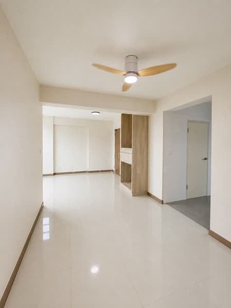 353A Anchorvale Lane, 353A Anchorvale Lane, 3 Bedrooms, 1,001 sqft, HDB Flat For Rent, by Alvin Lee, 500231230 - Living Room - PropertyGuru.com.sg