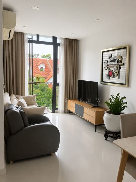 The Bently Residences@Kovan, 28 Kovan Road, 2 Bedrooms, 635 sqft, Apartment For Sale, by Chris Euw, 500231241 - Living Room - PropertyGuru.com.sg