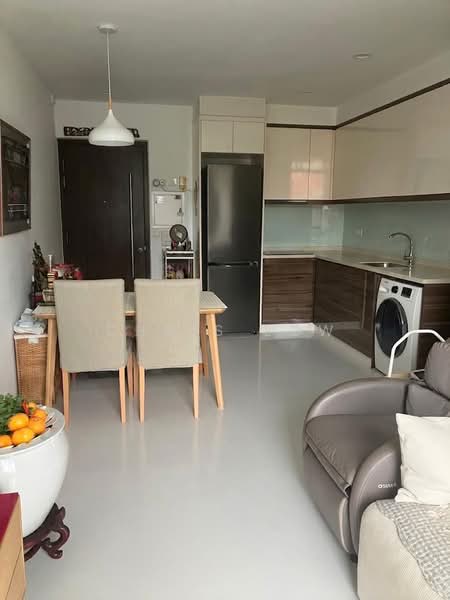 The Bently Residences@Kovan, 28 Kovan Road, 2 Bedrooms, 635 sqft, Apartment For Sale, by Chris Euw, 500231241 - Kitchen - PropertyGuru.com.sg