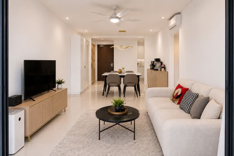Sky Vue, Bishan Street 14, 2 Bedrooms, 807 sqft, Condominium For Sale, by Karen Tan, 500231254 - Living Room - PropertyGuru.com.sg