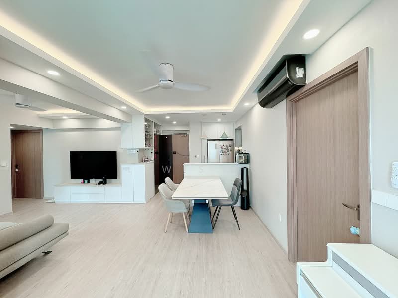419D Northshore Drive, 419D Northshore Drive, 3 Bedrooms, 1,011 sqft, HDB Flat For Sale, by Lewis Ho, 500231261 - Living Room - PropertyGuru.com.sg