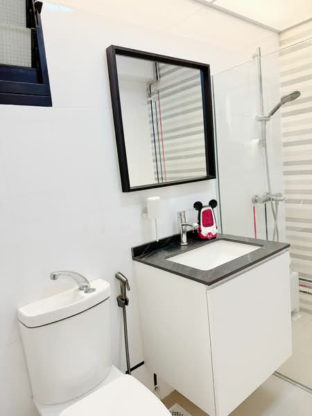 419D Northshore Drive, 419D Northshore Drive, 3 Bedrooms, 1,011 sqft, HDB Flat For Sale, by Lewis Ho, 500231261 - Bathroom - PropertyGuru.com.sg