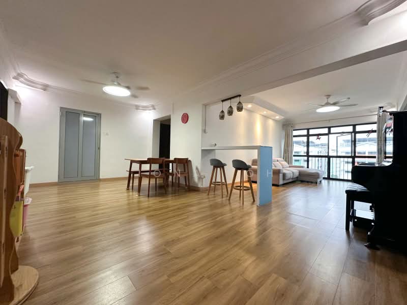 524 Woodlands Drive 14, 524 Woodlands Drive 14, Admiralty / Woodlands, 4 Bedrooms, 1,356 sqft, HDB Flat For Sale, by Fiona Toh, 500231264 - Living Room - PropertyGuru.com.sg